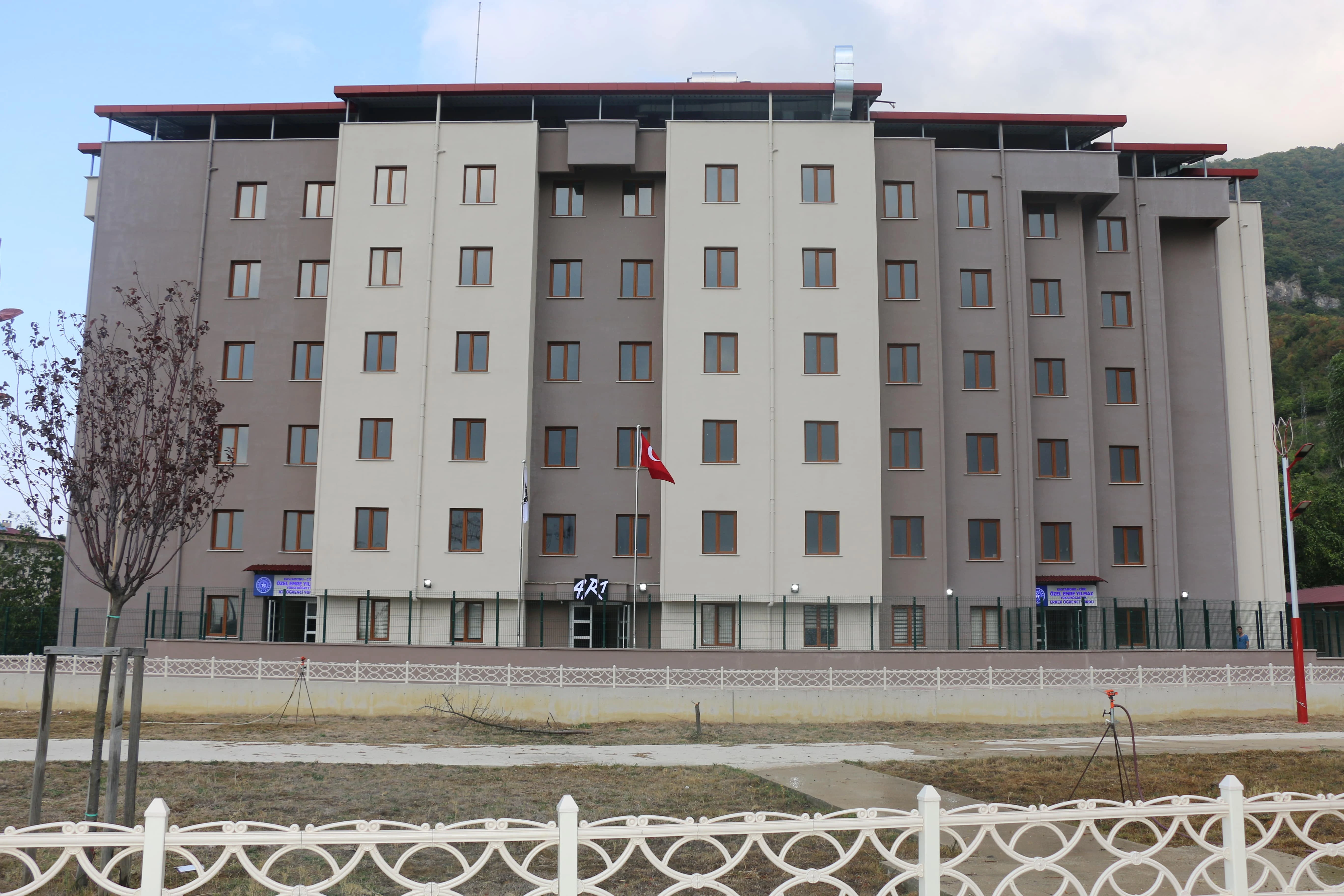 Özel Emre Yılmaz Yüksek Öğretim Kız / Erkek Öğrenci Yurdu - Cide